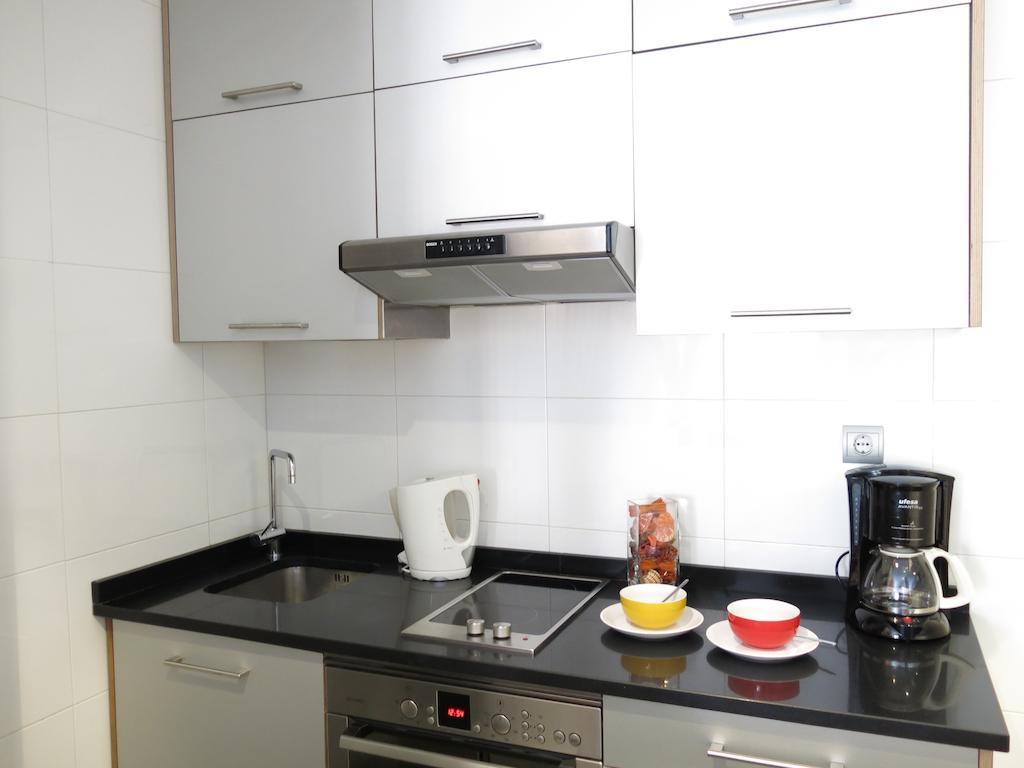Principe Santa Ana Madrid Centro Apartment Ruang foto